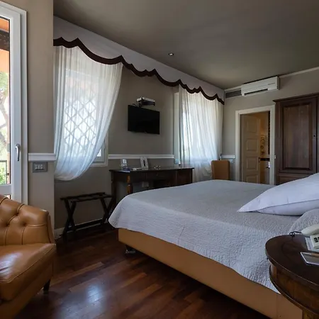 1908 Otel